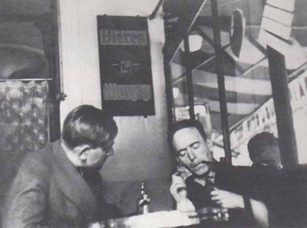war two artists John Heartfield with Oskar Kokoschka, Paris, 1935